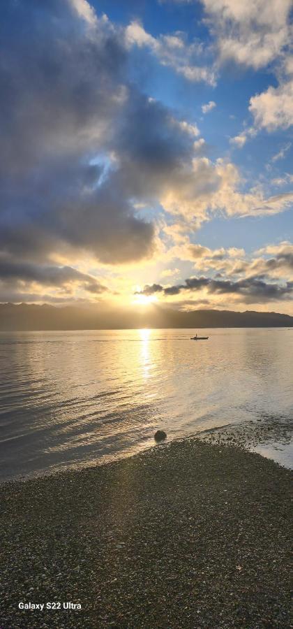 Chue&Larry'S Beachside Homestay Libagon Eksteriør bilde