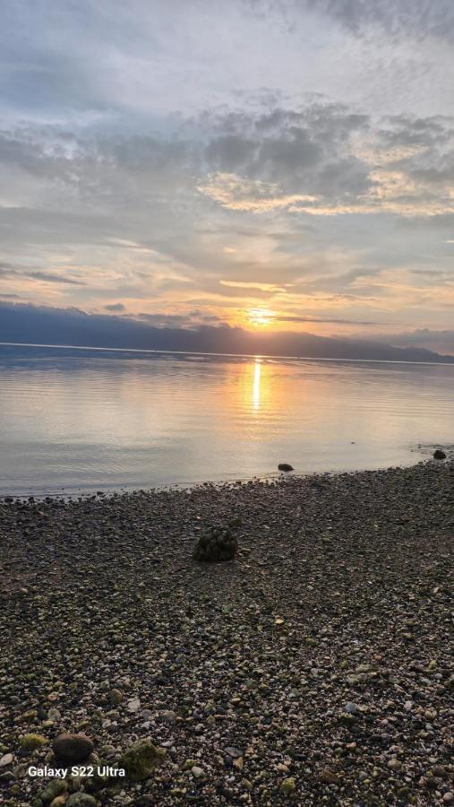 Chue&Larry'S Beachside Homestay Libagon Eksteriør bilde