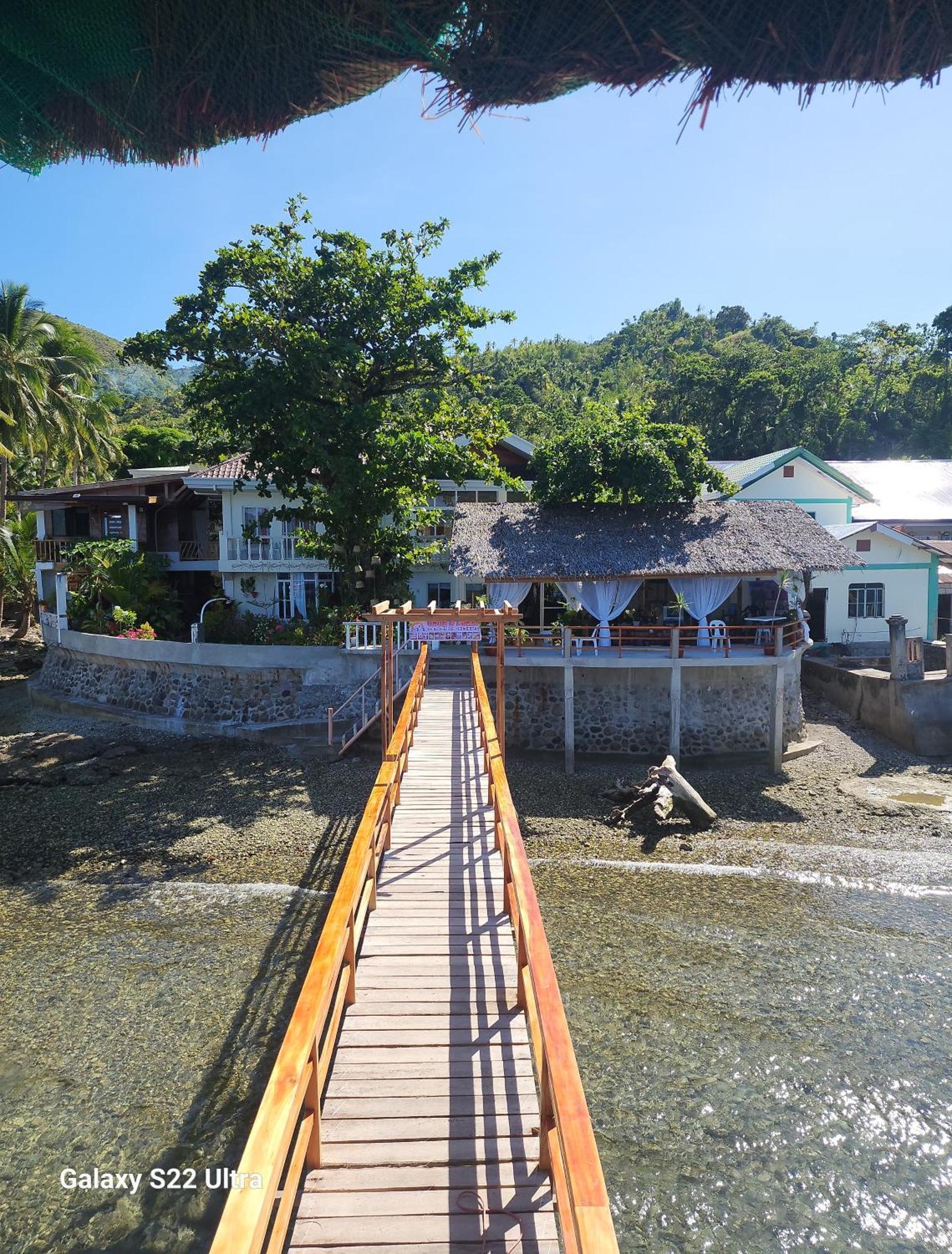 Chue&Larry'S Beachside Homestay Libagon Eksteriør bilde
